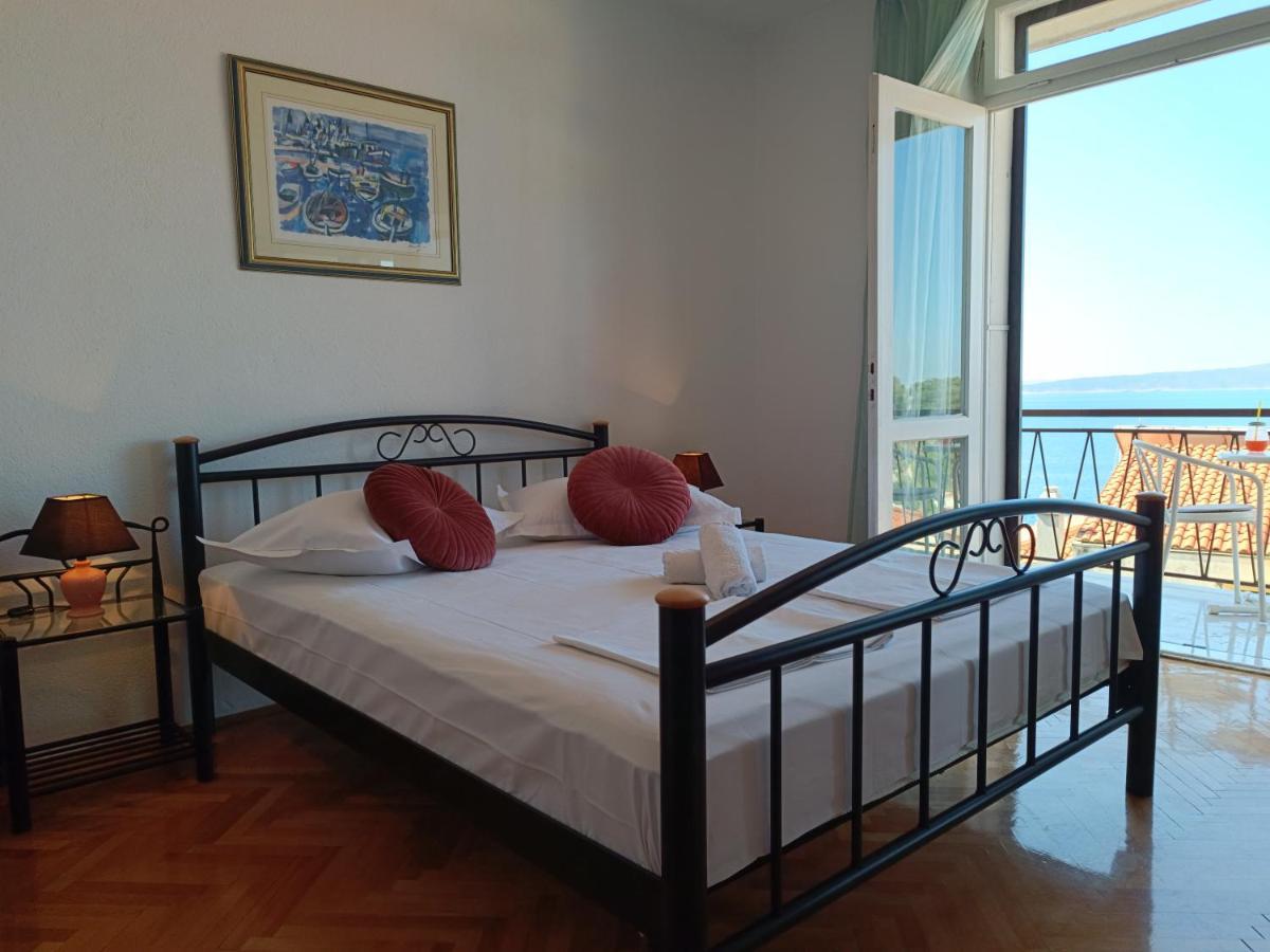 Apartments Niki เบรลา ภายนอก รูปภาพ